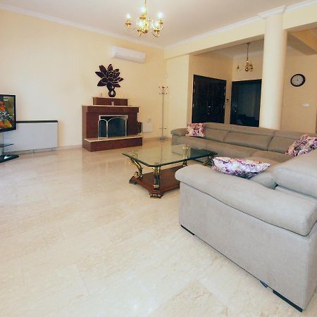 Patatas Villa Limassol Extérieur photo